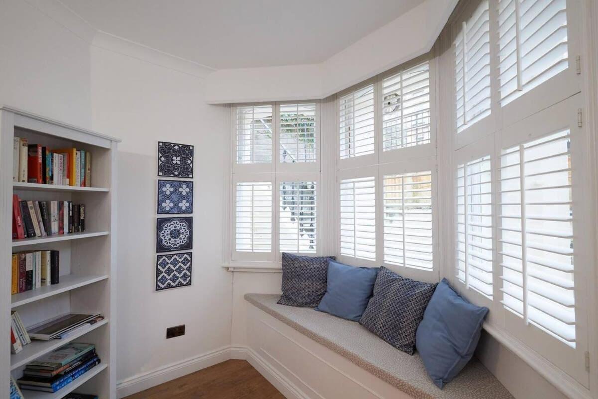 Stylish Apartment Close To The Sea Brighton Bagian luar foto