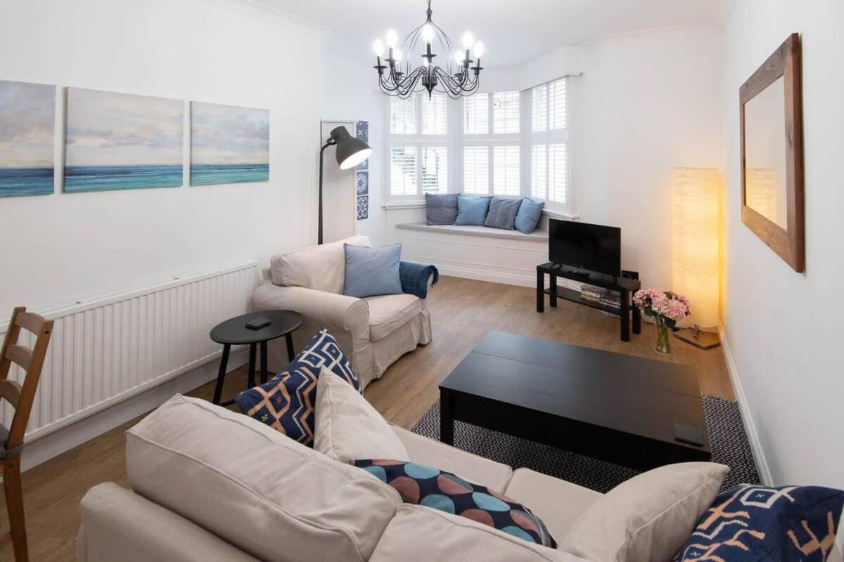Stylish Apartment Close To The Sea Brighton Bagian luar foto